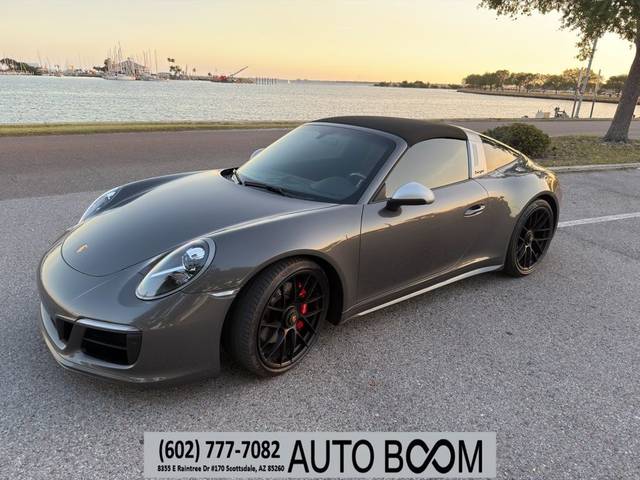2019 Porsche 911 4 GTS AWD photo