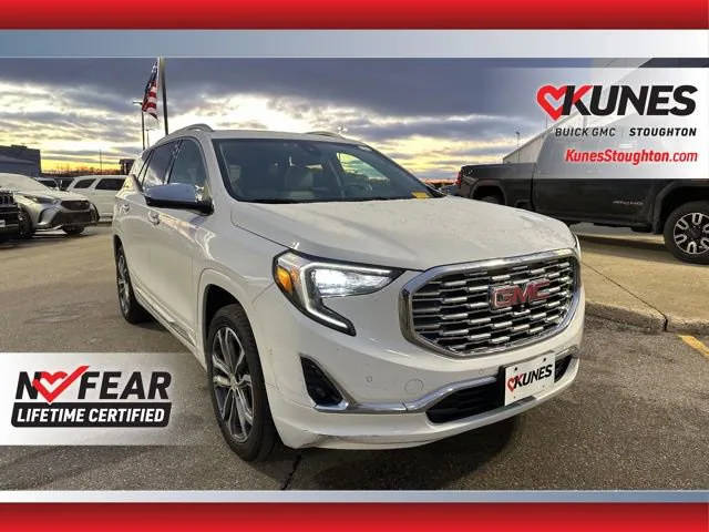 2019 GMC Terrain Denali AWD photo