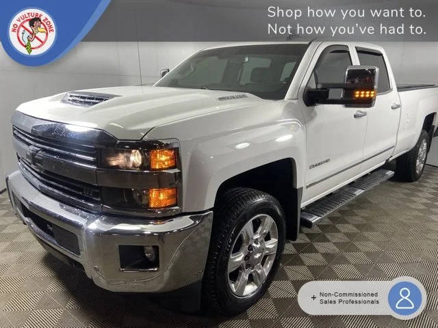 2019 Chevrolet Silverado 2500HD LTZ 4WD photo
