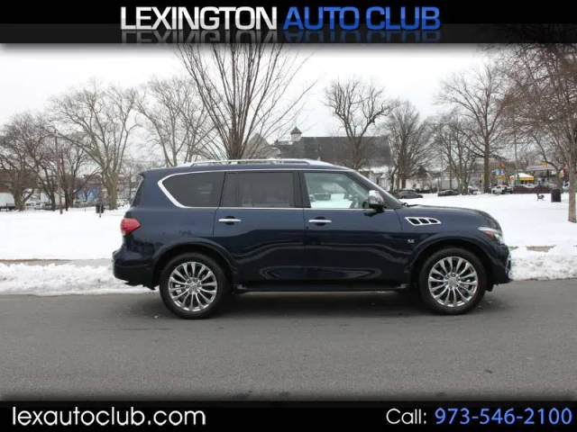 2017 Infiniti QX80  4WD photo
