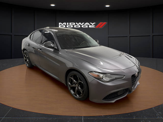 2018 Alfa Romeo Giulia Ti Sport AWD photo