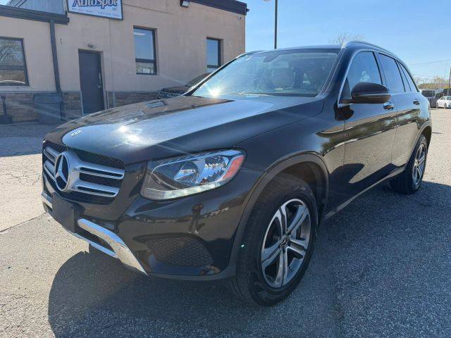 2019 Mercedes-Benz GLC-Class GLC 300 AWD photo
