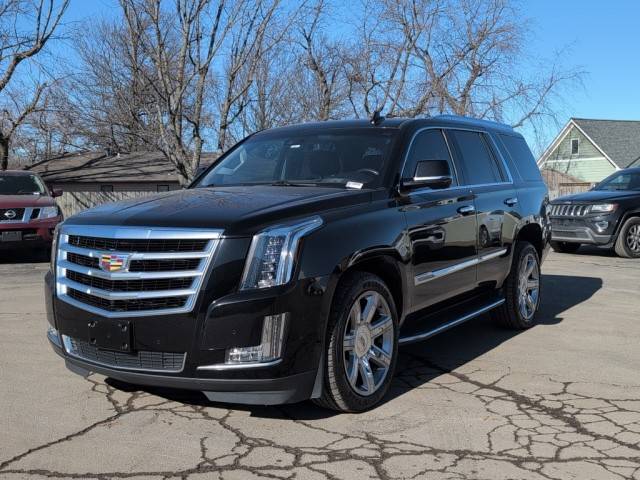 2018 Cadillac Escalade Luxury 4WD photo