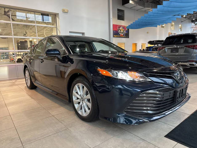 2018 Toyota Camry LE FWD photo