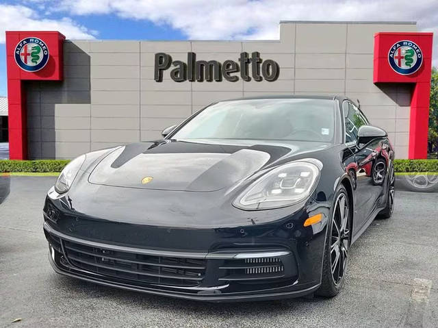 2018 Porsche Panamera 4S AWD photo