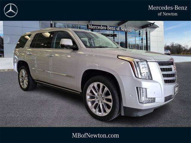 2019 Cadillac Escalade Premium Luxury 4WD photo