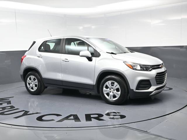 2019 Chevrolet Trax LS FWD photo
