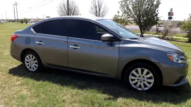 2016 Nissan Sentra S FWD photo