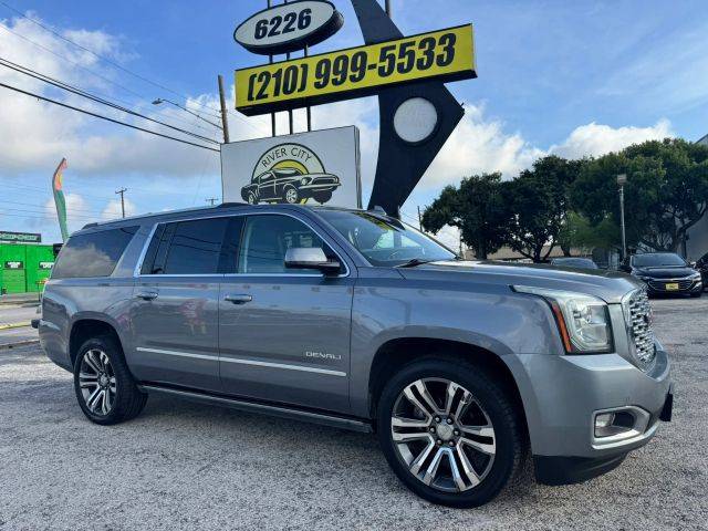 2019 GMC Yukon XL Denali 4WD photo