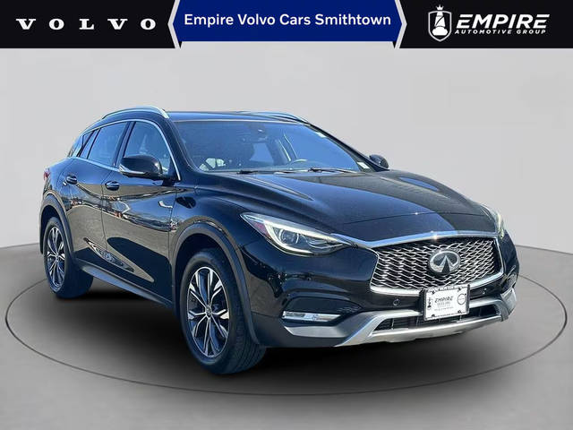 2018 Infiniti QX30 ESSENTIAL AWD photo
