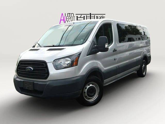 2018 Ford Transit Passenger Wagon XL RWD photo