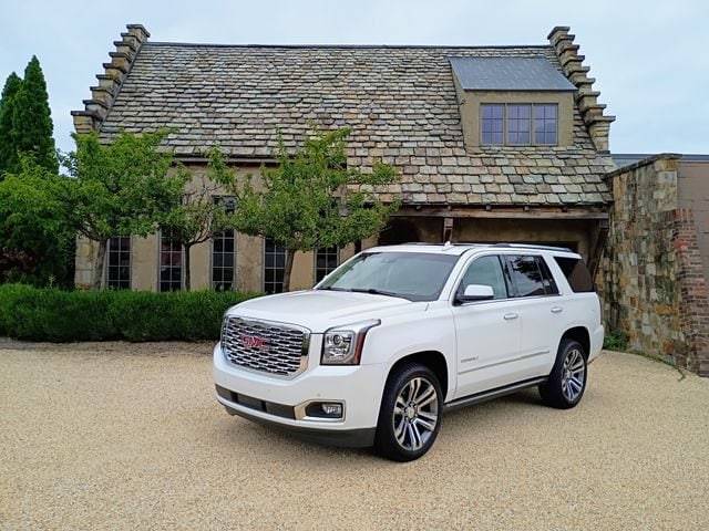 2019 GMC Yukon Denali RWD photo