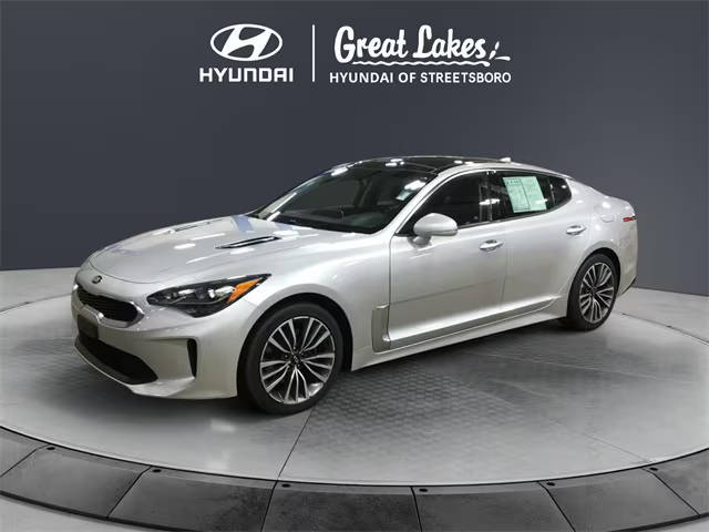 2018 Kia Stinger Premium AWD photo