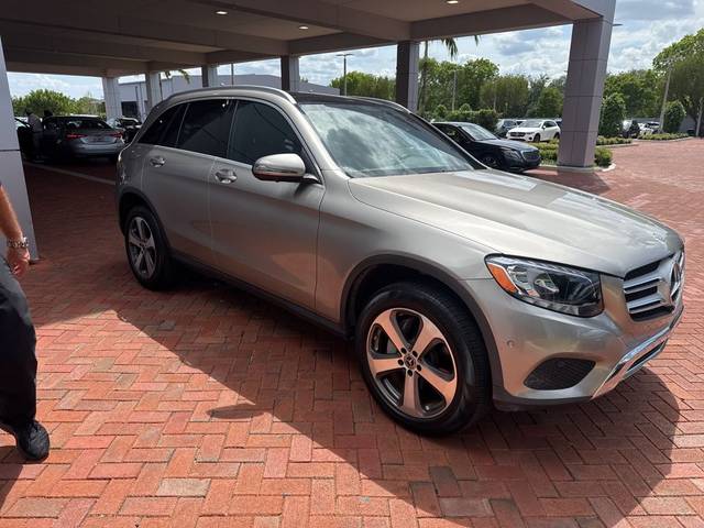 2019 Mercedes-Benz GLC-Class GLC 300 AWD photo