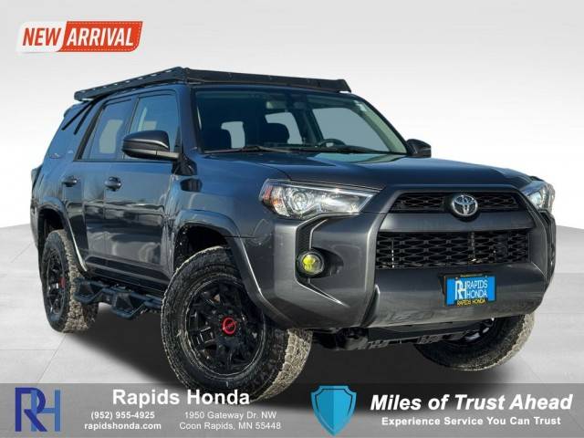 2018 Toyota 4Runner SR5 4WD photo