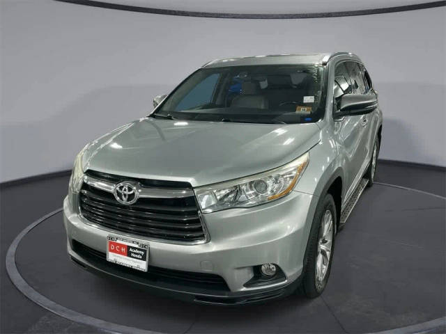 2015 Toyota Highlander XLE AWD photo