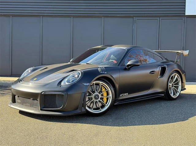 2018 Porsche 911 GT2 GT2 RS RWD photo