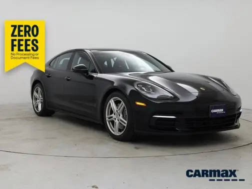 2018 Porsche Panamera 4 AWD photo