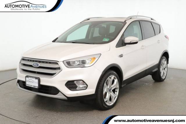 2019 Ford Escape Titanium 4WD photo