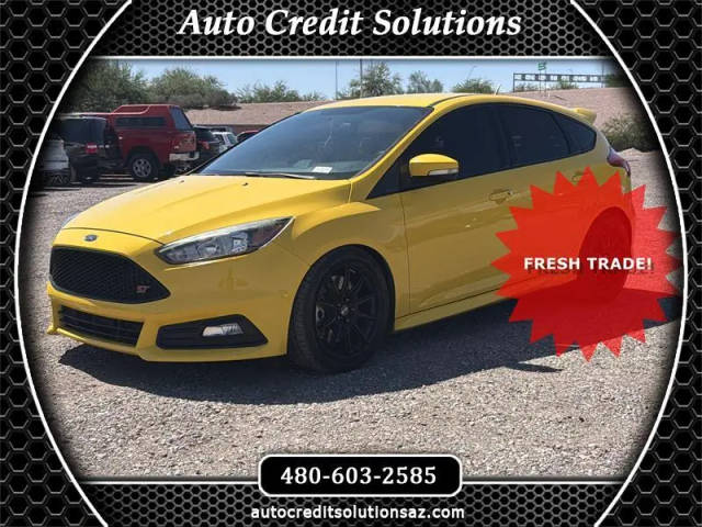 2018 Ford Focus ST FWD photo