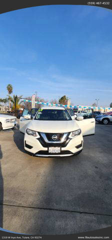 2017 Nissan Rogue SV FWD photo