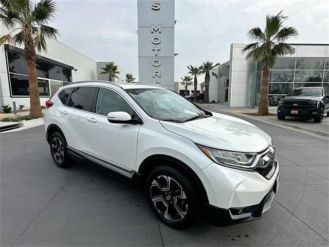 2018 Honda CR-V Touring FWD photo