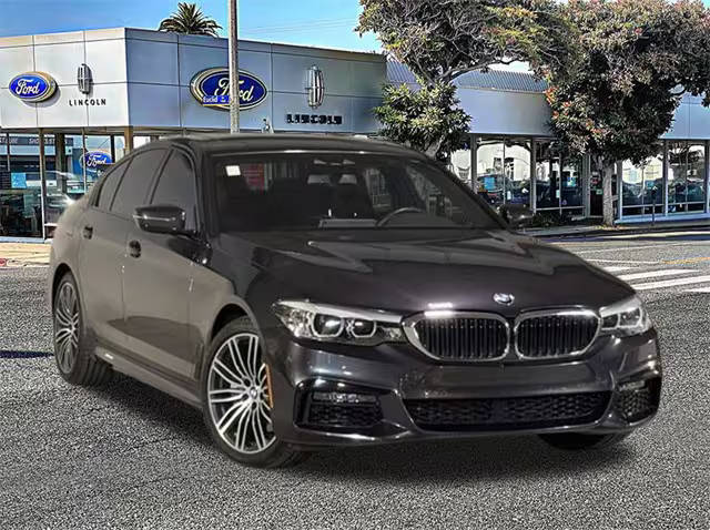 2019 BMW 5 Series 530e iPerformance RWD photo