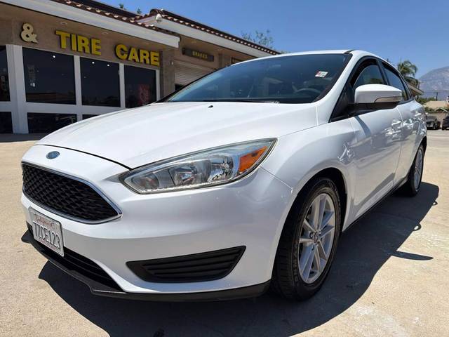 2017 Ford Focus SE FWD photo
