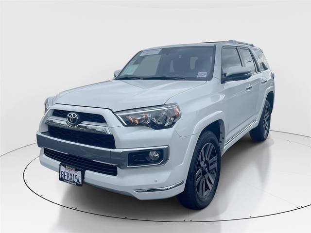 2018 Toyota 4Runner Limited 4WD photo