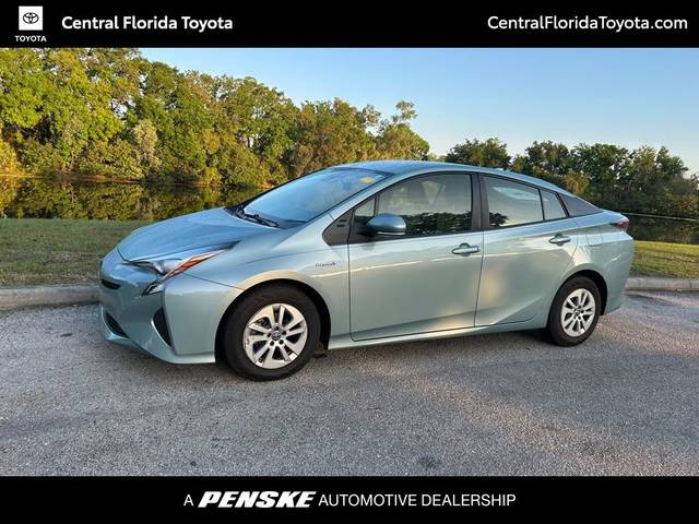 2018 Toyota Prius One FWD photo