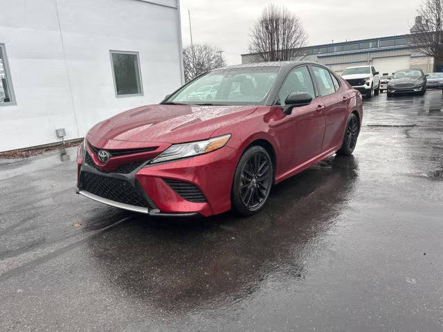 2018 Toyota Camry XSE FWD photo