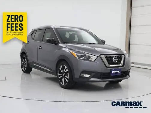 2018 Nissan Kicks SR FWD photo