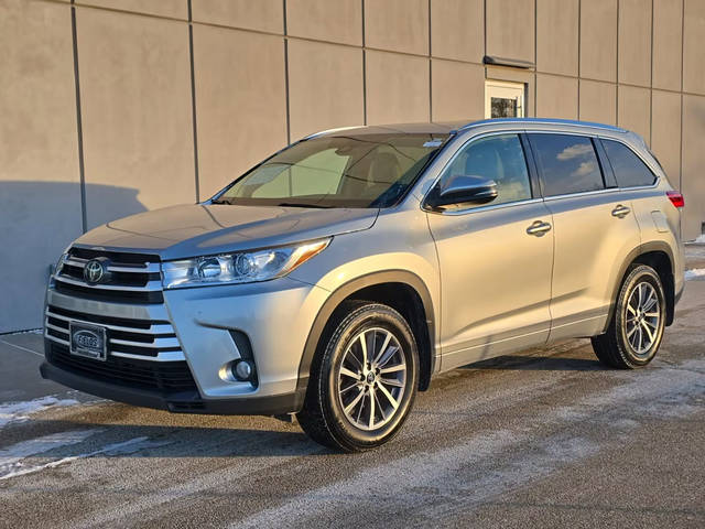 2018 Toyota Highlander XLE AWD photo