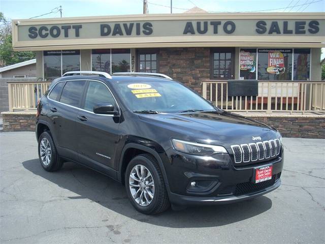 2019 Jeep Cherokee Latitude Plus FWD photo