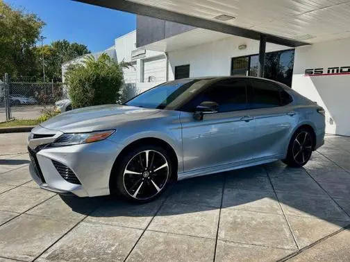 2018 Toyota Camry XSE FWD photo