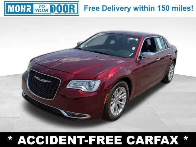 2017 Chrysler 300 300C RWD photo