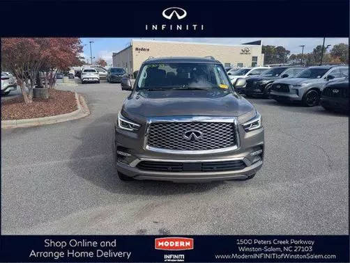 2018 Infiniti QX80  RWD photo