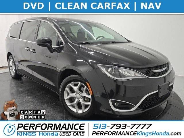 2019 Chrysler Pacifica Minivan Touring Plus FWD photo