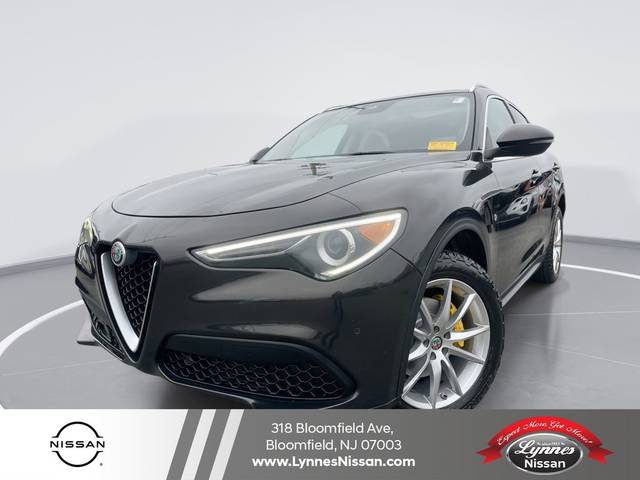2018 Alfa Romeo Stelvio Ti Lusso AWD photo