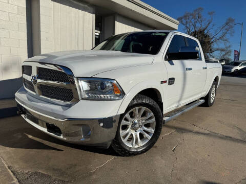 2016 Ram 1500 Longhorn 4WD photo