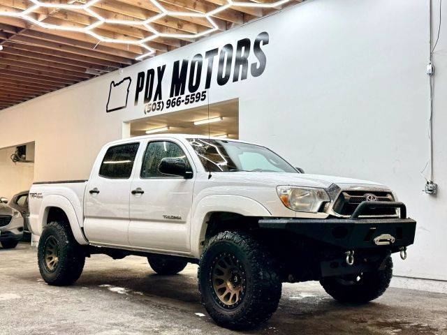 2015 Toyota Tacoma  4WD photo