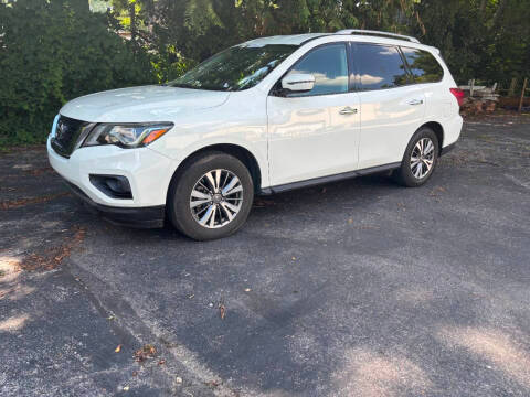 2018 Nissan Pathfinder SV FWD photo