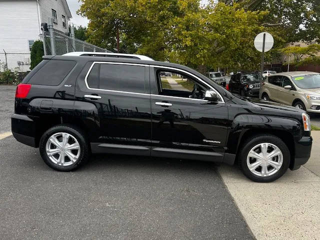 2017 GMC Terrain SLT AWD photo