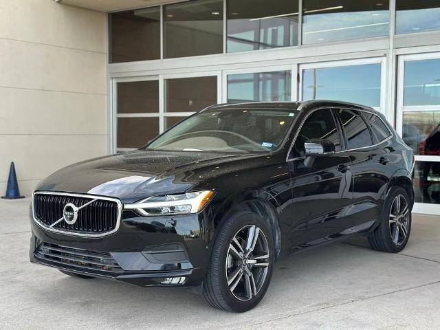 2019 Volvo XC60 Momentum FWD photo