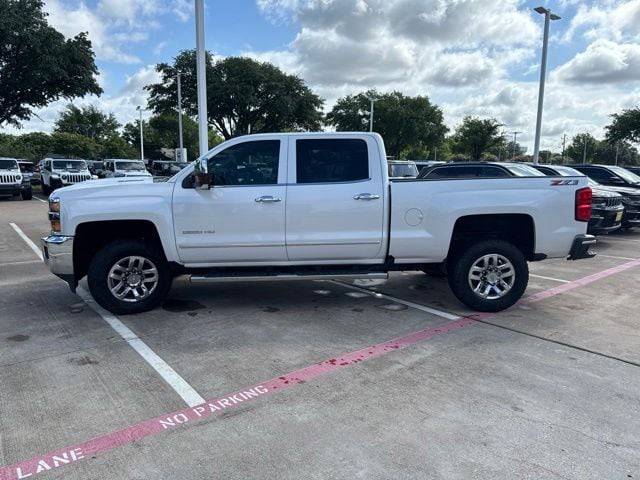 2019 Chevrolet Silverado 2500HD LTZ 4WD photo