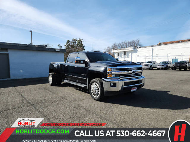 2019 Chevrolet Silverado 3500HD LTZ 4WD photo