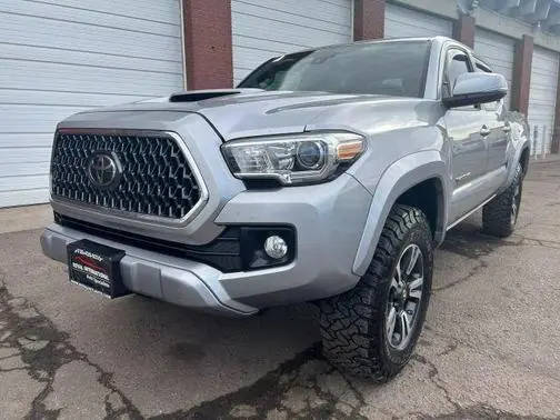 2018 Toyota Tacoma TRD Sport 4WD photo