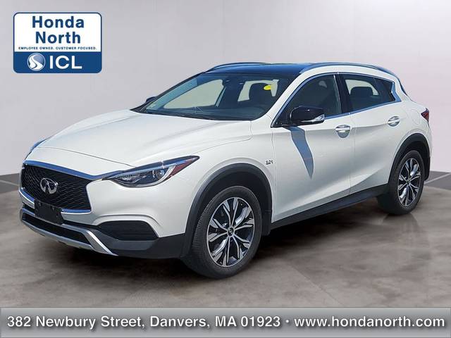 2018 Infiniti QX30 LUXE AWD photo