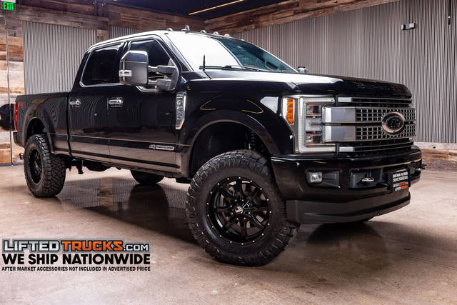 2019 Ford F-250 Super Duty Platinum 4WD photo