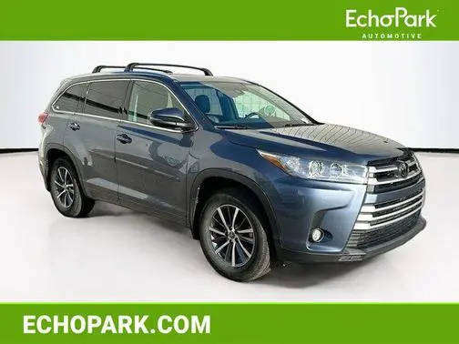 2018 Toyota Highlander XLE AWD photo